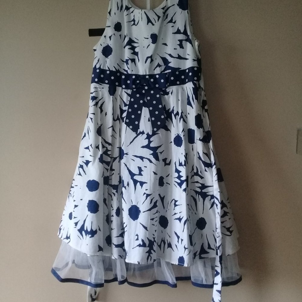 Dress size8y